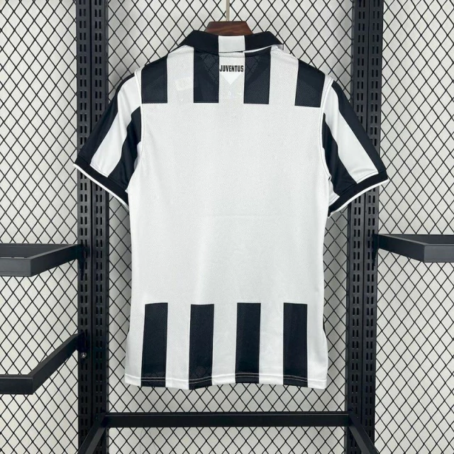 Juventus 14/15 Home