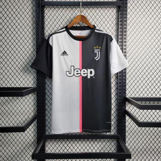 Juventus 19/20 Home